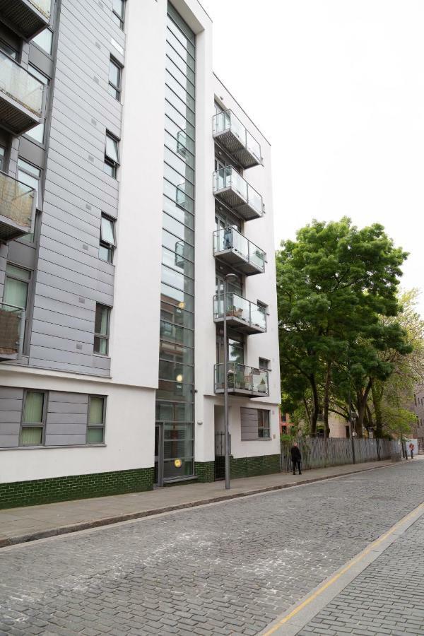 Serviced Apartment In Liverpool City Centre - Free Parking - Balcony - By Happy Days Luaran gambar